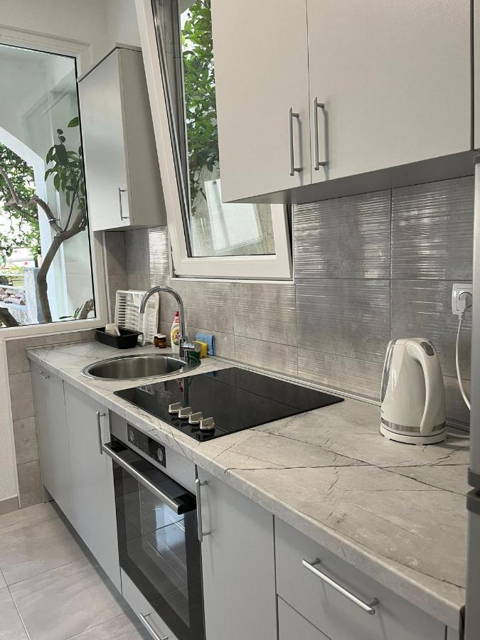Deluxe Summer Breeze Apartma